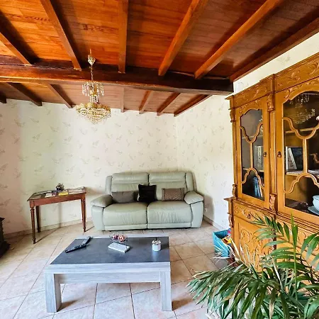 Du Lavoir Holiday home *